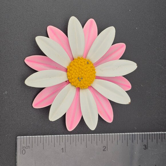 Vintage Pink White Yellow Enamel Flower Daisy 2.75" Pin Brooch - Picture 4 of 4